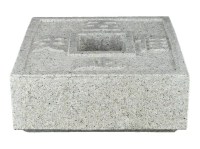 Vasca quadrata cinese con simboli in pietra (granito rosa) (Tsukubai) scolpita a mano per giardini zen, 60x60xh28 cm - GFW203D60